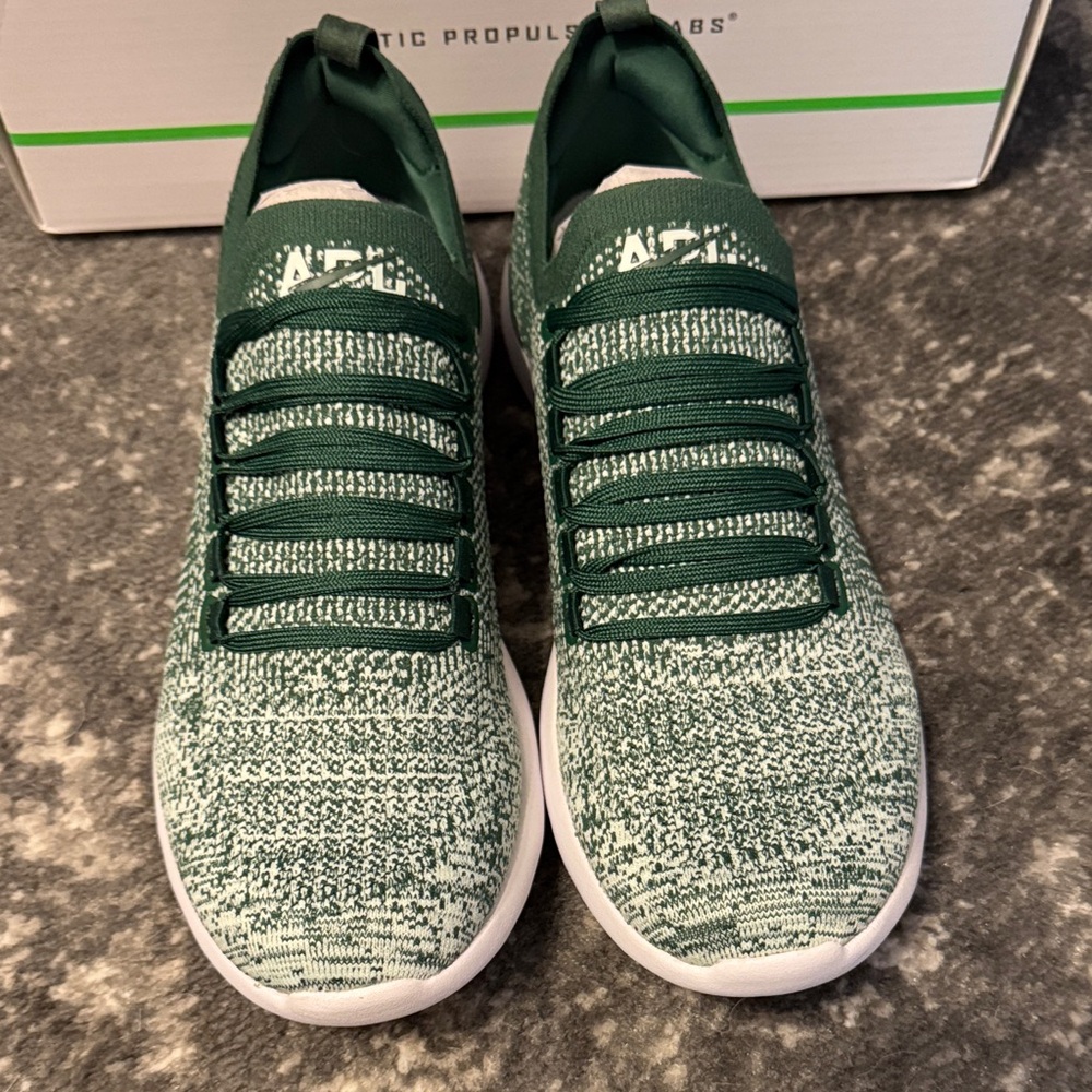 APL Techloom Breeze Forest Green Men’s 9 NIB